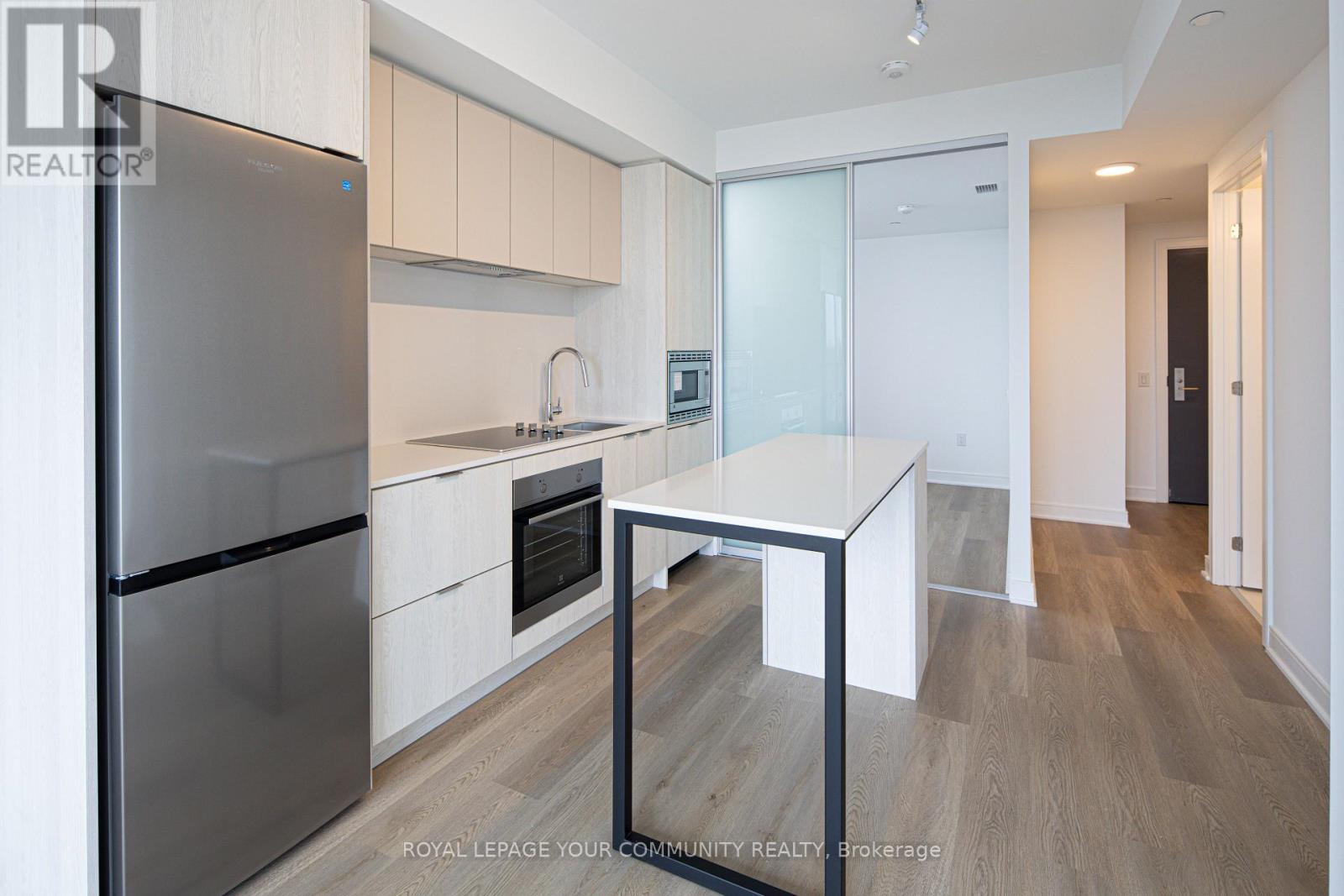 1505 - 86 Dundas Street E, Mississauga, Ontario  L5A 1W4 - Photo 6 - W12663970