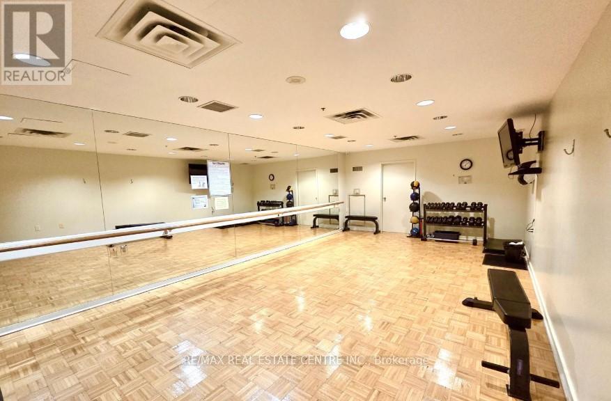 1605 - 33 Elm Drive W, Mississauga, Ontario  L5B 4M2 - Photo 16 - W12663990