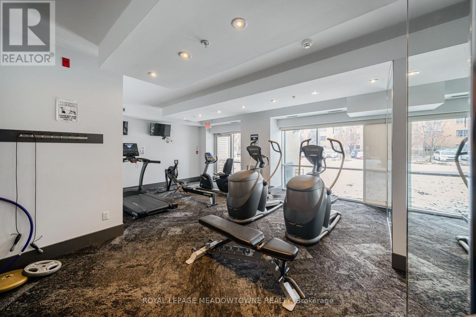 125 - 570 Lolita Gardens, Mississauga, Ontario  L5A 0A1 - Photo 27 - W12664010