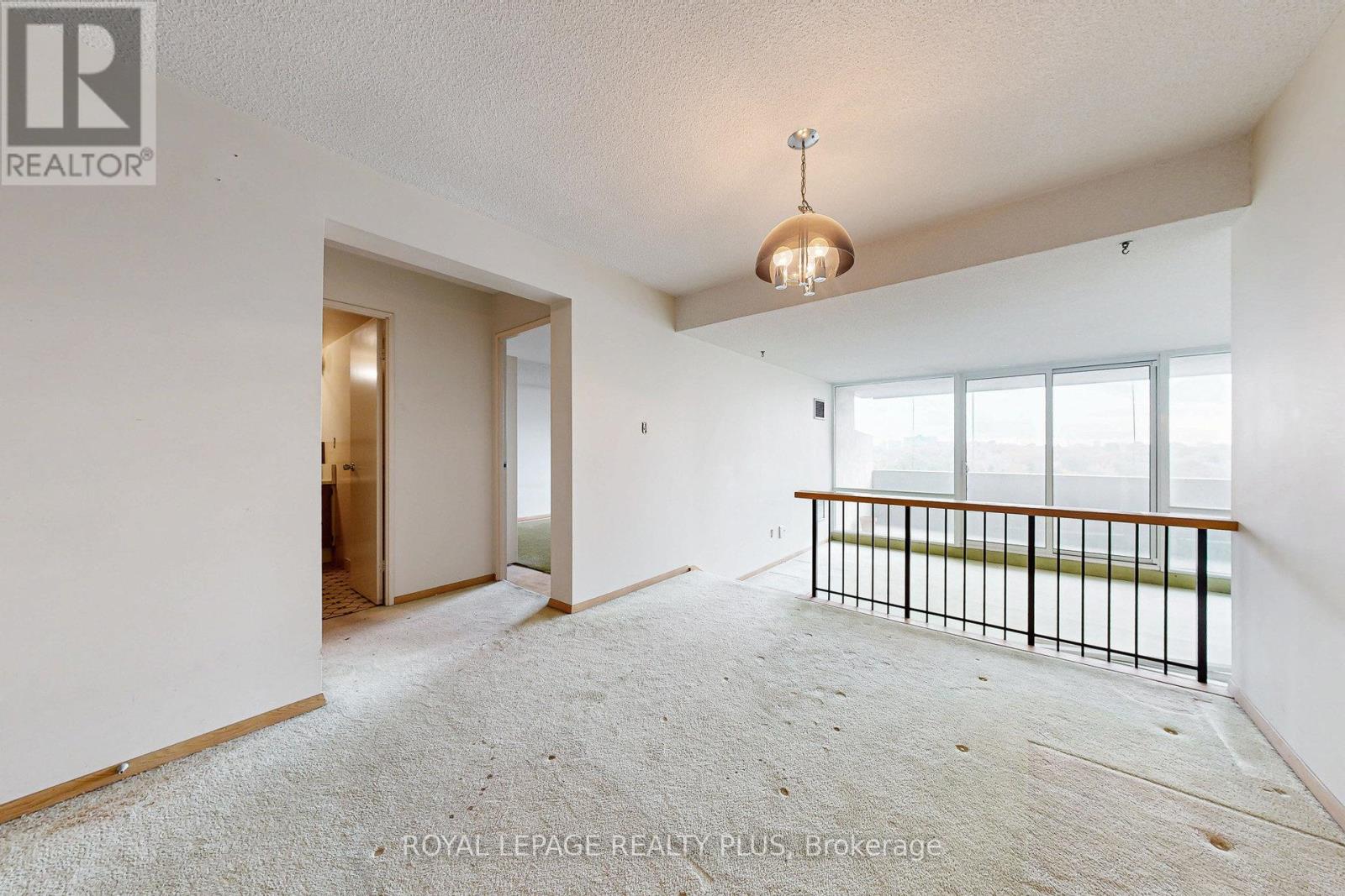 1206 - 260 Scarlett Road, Toronto, Ontario  M6N 4X6 - Photo 13 - W12664066