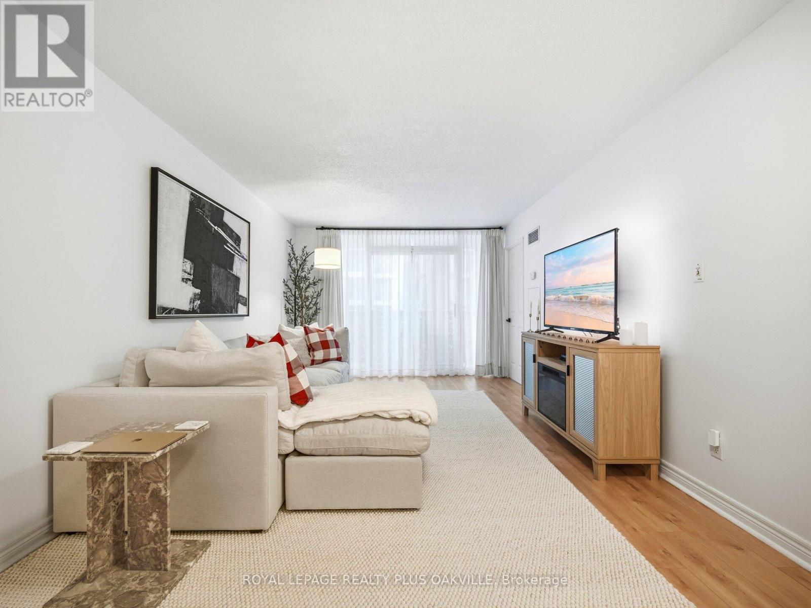 2016 - 156 Enfield Place, Mississauga, Ontario  L5B 4L8 - Photo 12 - W12664072