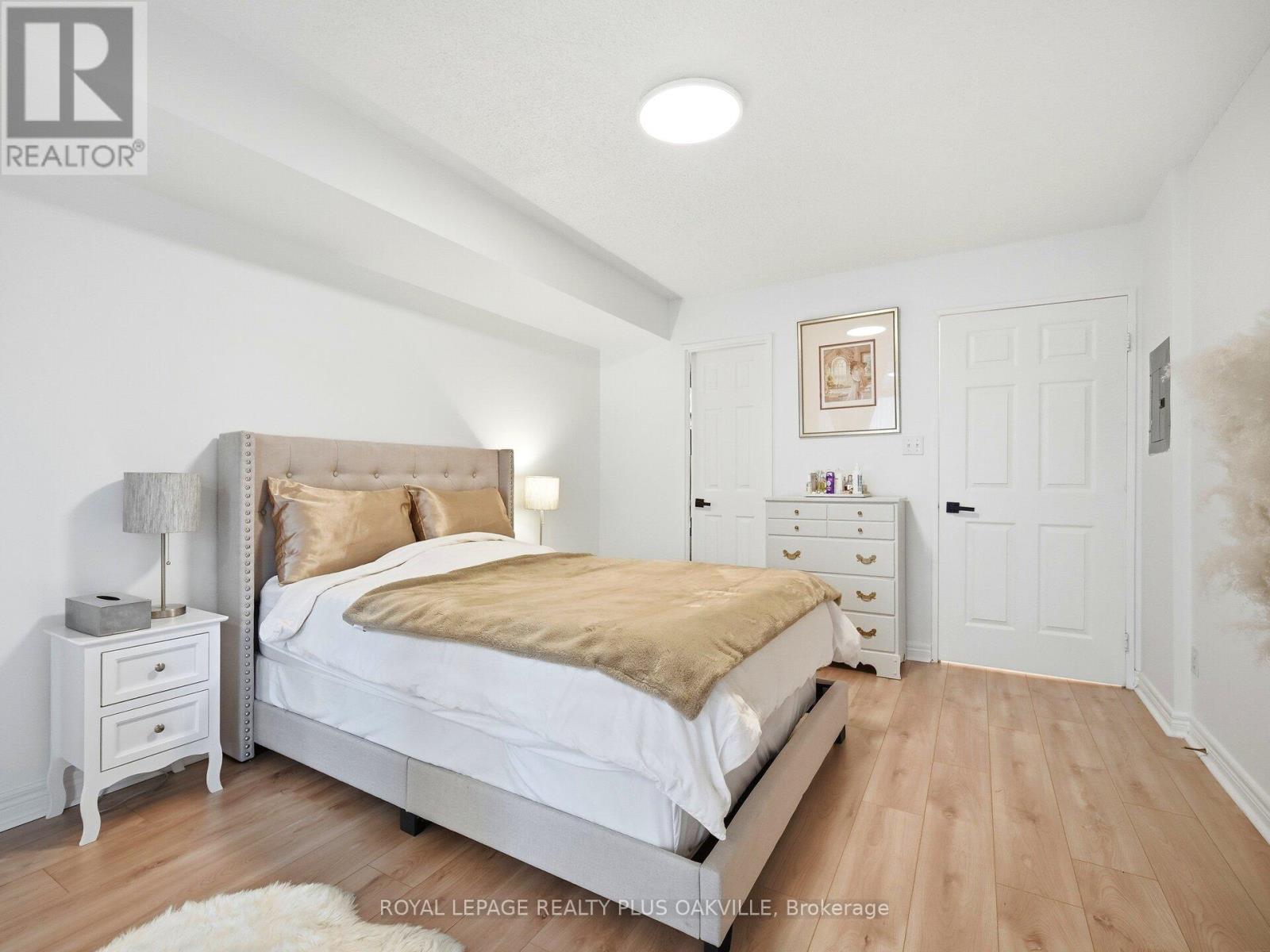 2016 - 156 Enfield Place, Mississauga, Ontario  L5B 4L8 - Photo 19 - W12664072