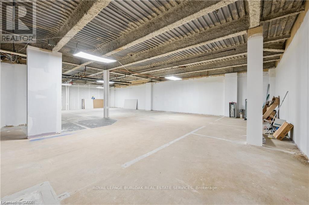 B103 - 751 Victoria Street S, Kitchener, Ontario  N2M 5N4 - Photo 4 - X12664022