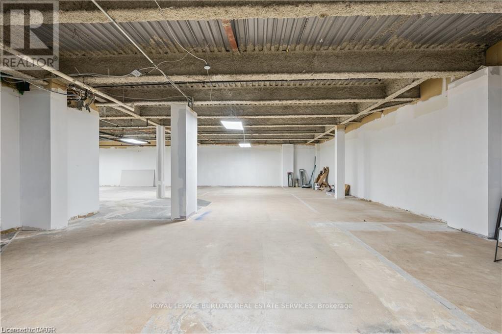 B103 - 751 Victoria Street S, Kitchener, Ontario  N2M 5N4 - Photo 5 - X12664022