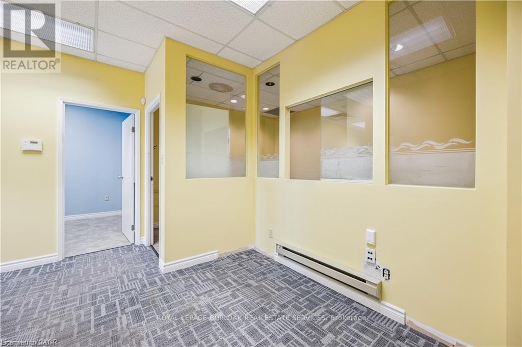 202 - 751 Victoria Street S, Kitchener, Ontario  N2M 5N4 - Photo 5 - X12664048