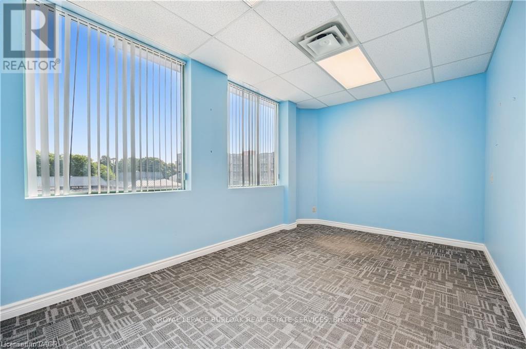 202 - 751 Victoria Street S, Kitchener, Ontario  N2M 5N4 - Photo 8 - X12664048