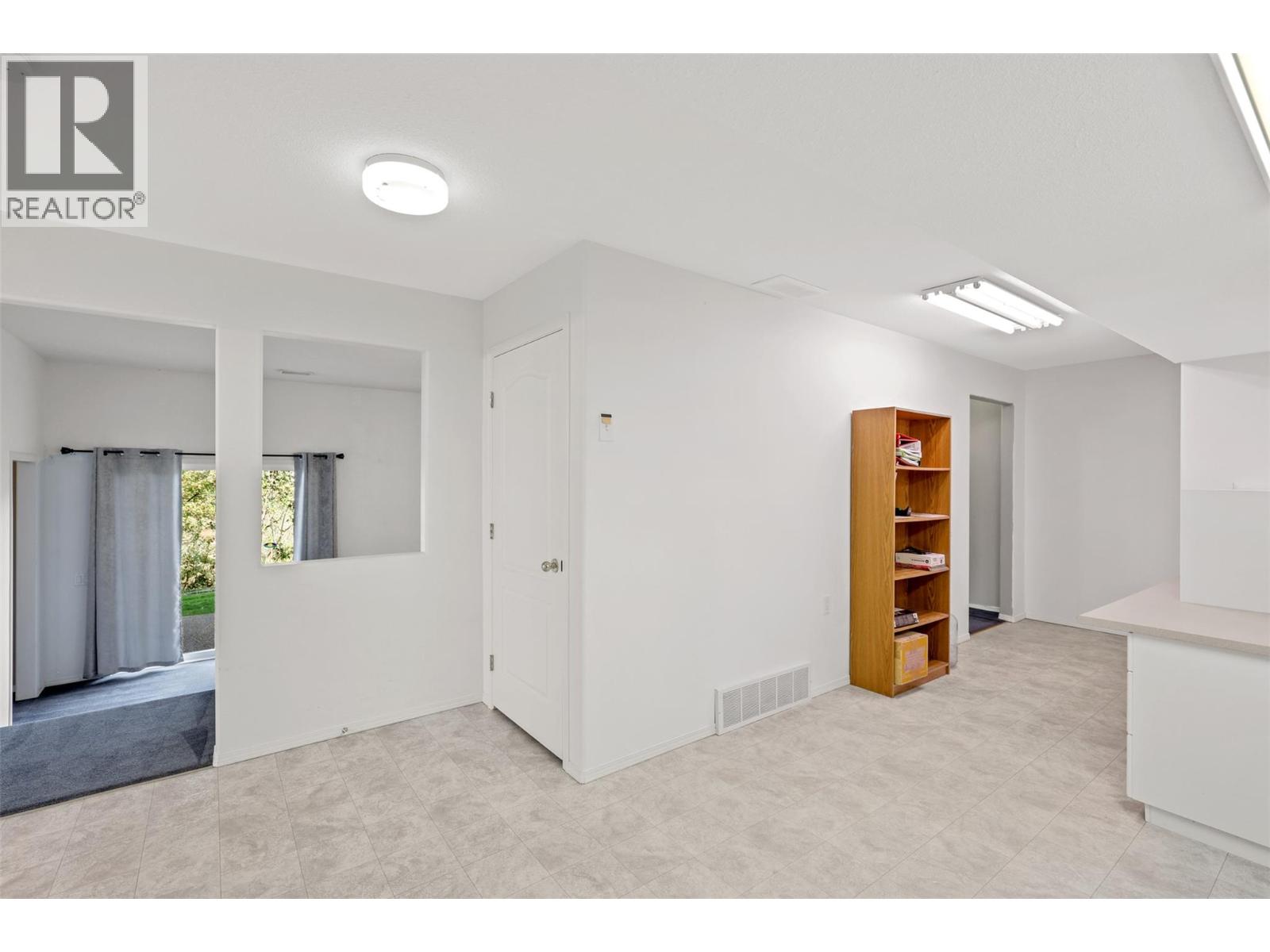 1575 Springhill Drive Unit# 31, Kamloops, British Columbia  V2E 2N9 - Photo 42 - 10362896