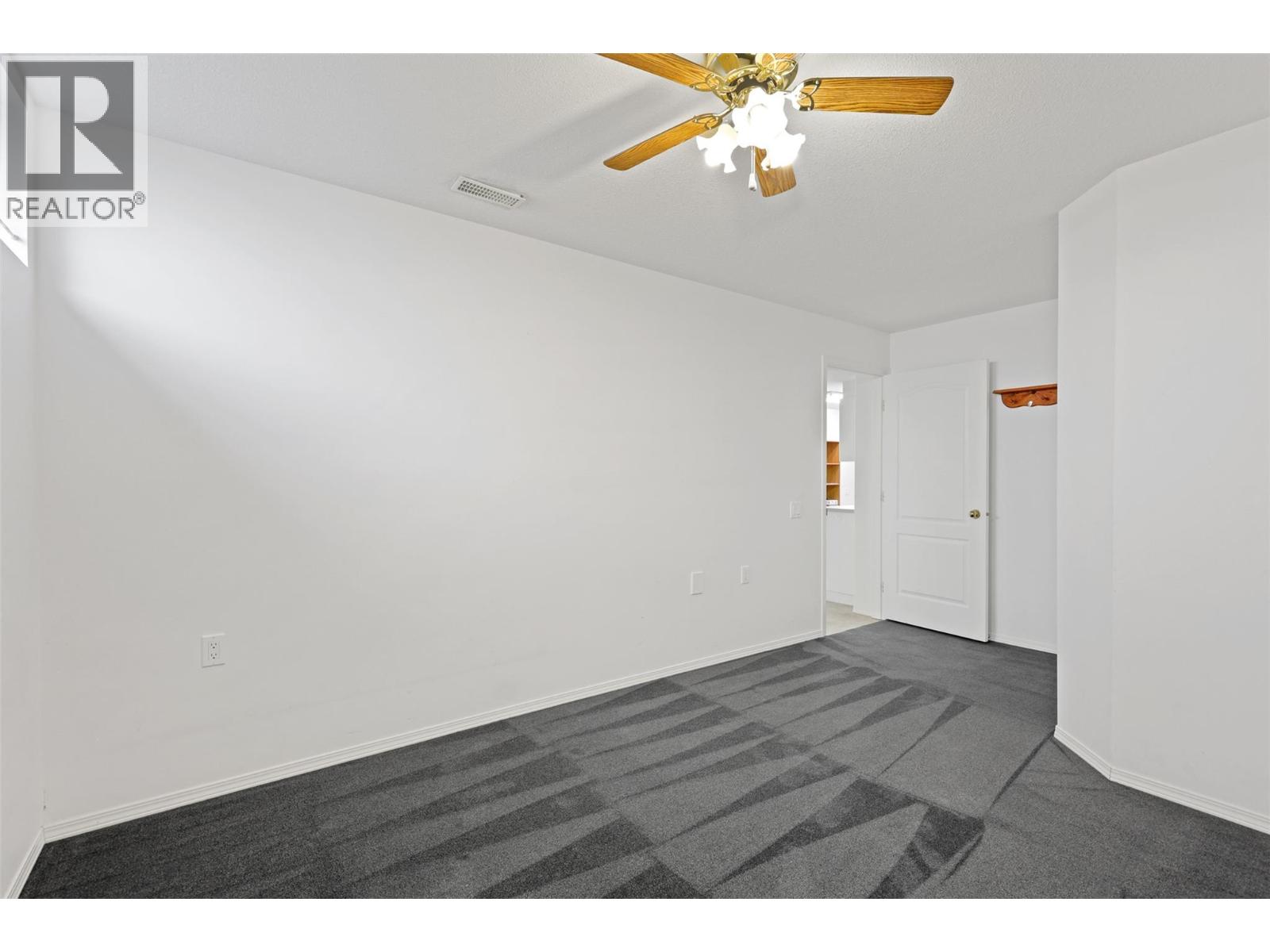 1575 Springhill Drive Unit# 31, Kamloops, British Columbia  V2E 2N9 - Photo 44 - 10362896