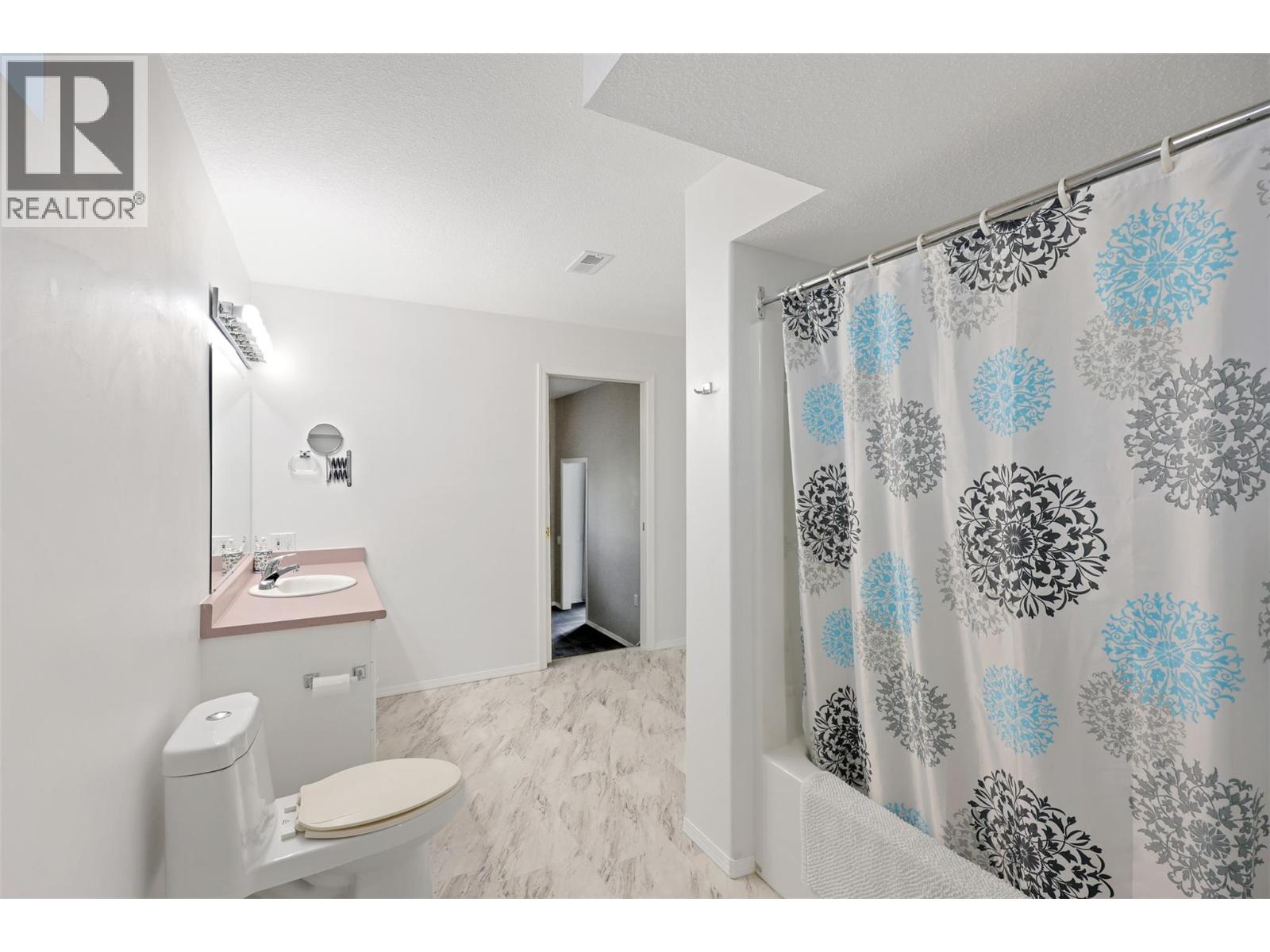 1575 Springhill Drive Unit# 31, Kamloops, British Columbia  V2E 2N9 - Photo 40 - 10362896