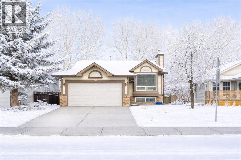 36 Riverview Drive, Cochrane, Alberta  T4C 1K1 - Photo 1 - A2276904