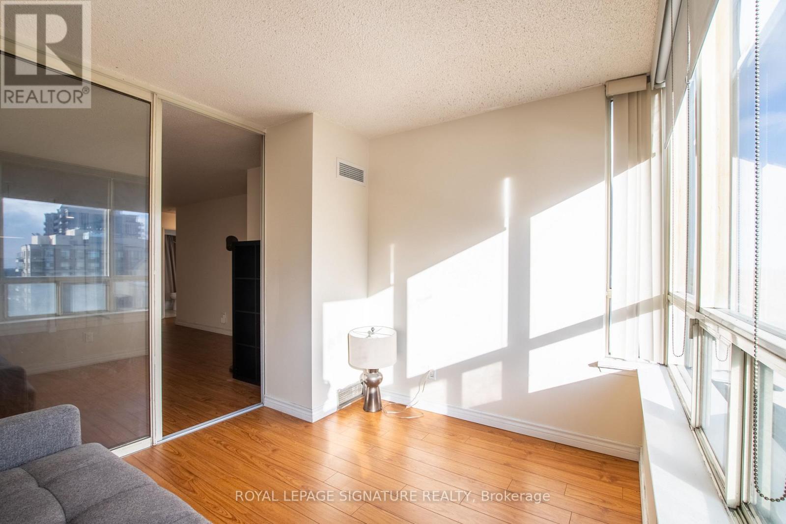 1604 - 7 Bishop Avenue, Toronto, Ontario M2M 4J4 - Photo 36 - C12663694