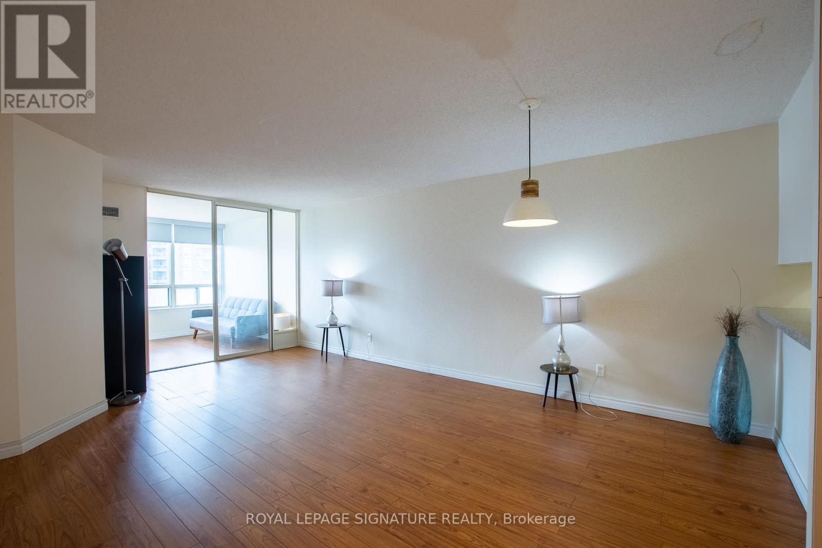 1604 - 7 Bishop Avenue, Toronto, Ontario M2M 4J4 - Photo 8 - C12663694