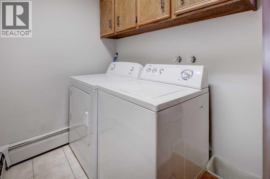 755 Strathcona Drive Sw, Calgary, Alberta  T3H 1P2 - Photo 17 - A2275767