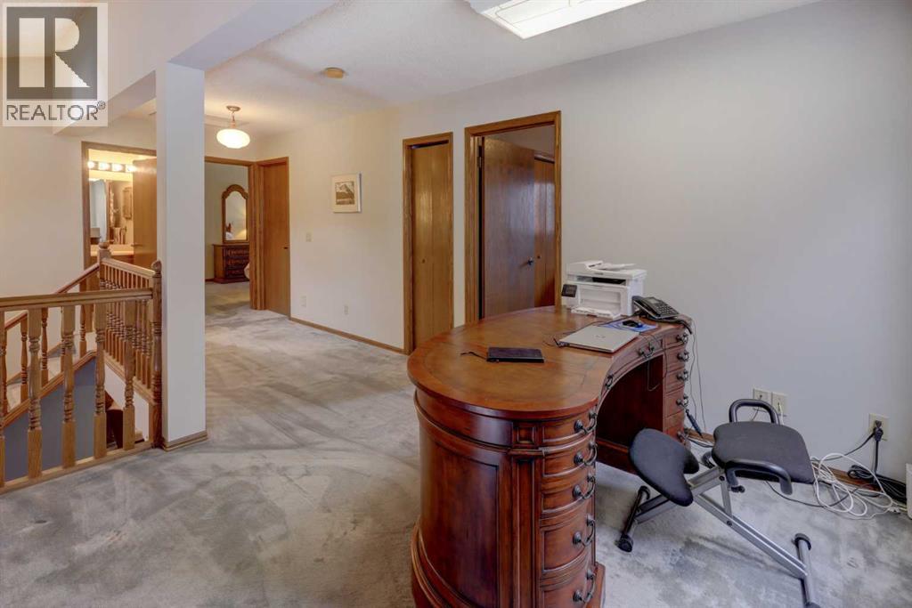 755 Strathcona Drive Sw, Calgary, Alberta  T3H 1P2 - Photo 20 - A2275767