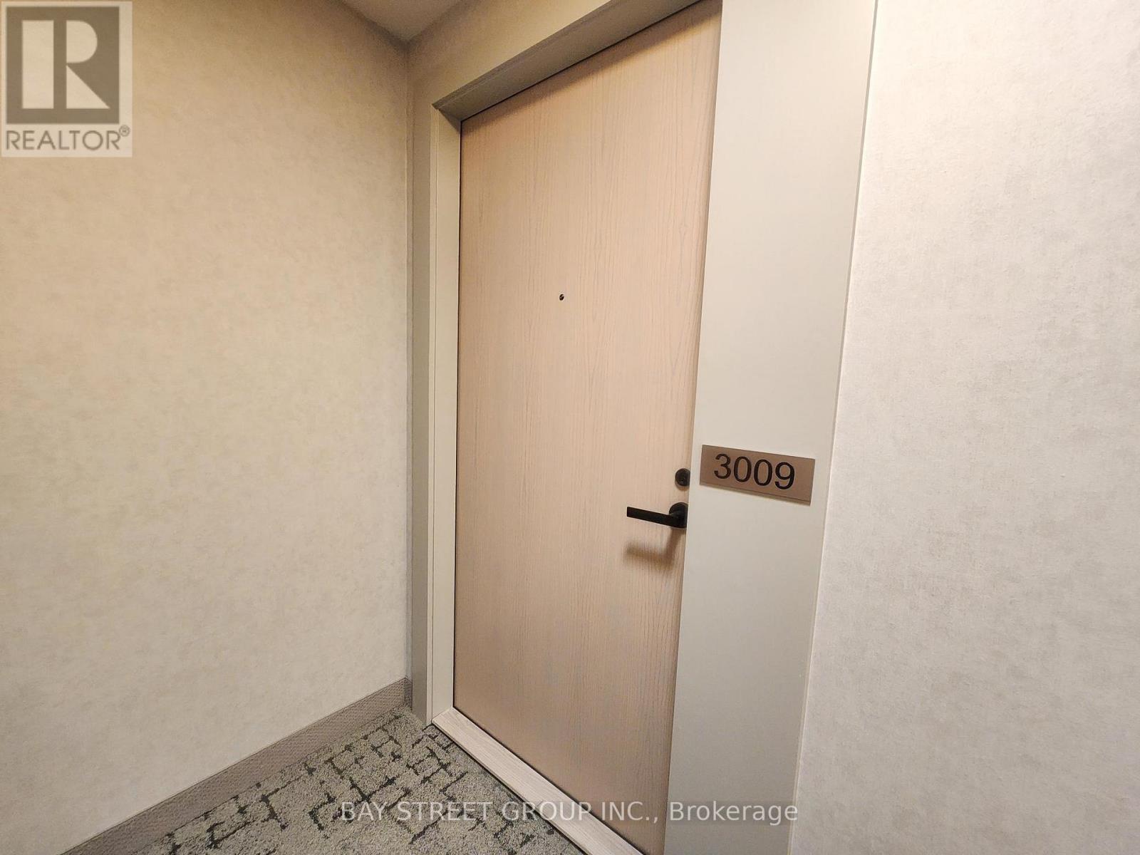 3009 - 8 Interchange Way, Vaughan, Ontario  L4K 0R2 - Photo 4 - N12628310