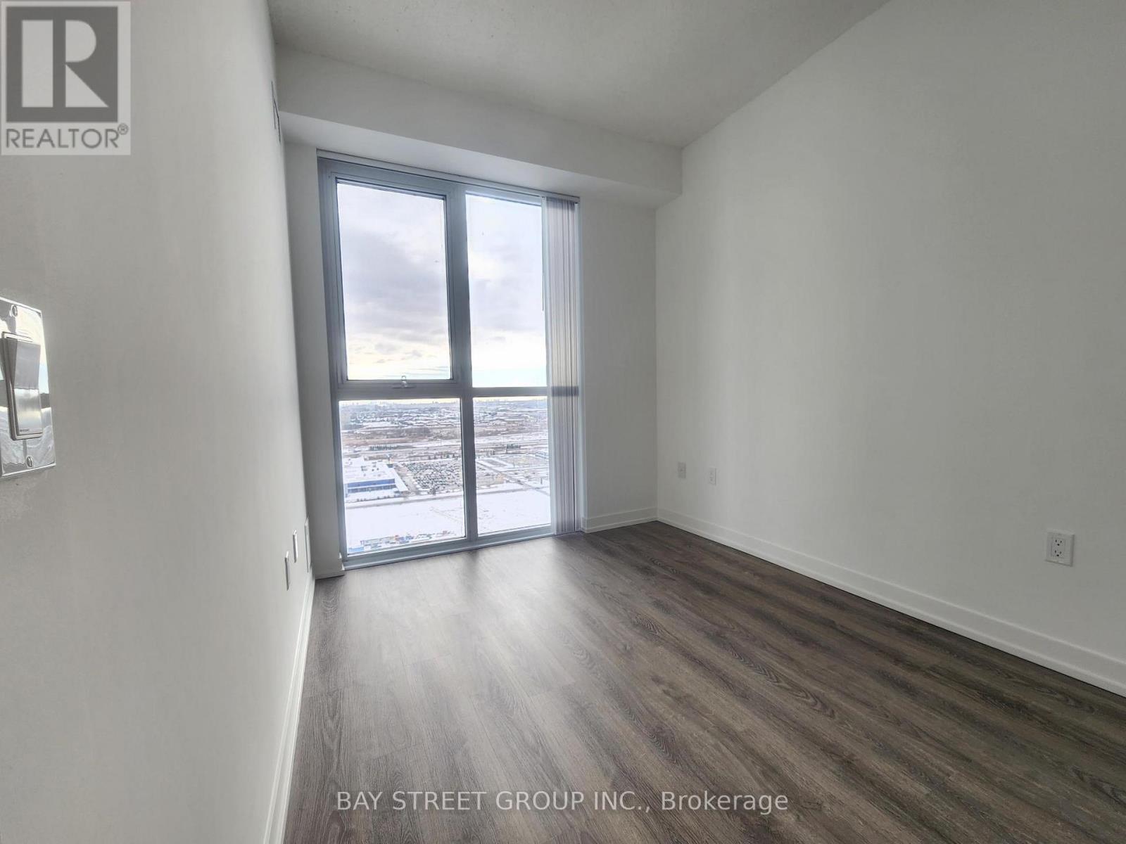 3009 - 8 Interchange Way, Vaughan, Ontario  L4K 0R2 - Photo 13 - N12628310