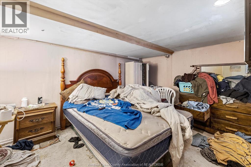 1048 Pelissier, Windsor, Ontario  N9A 4L7 - Photo 12 - 26000238