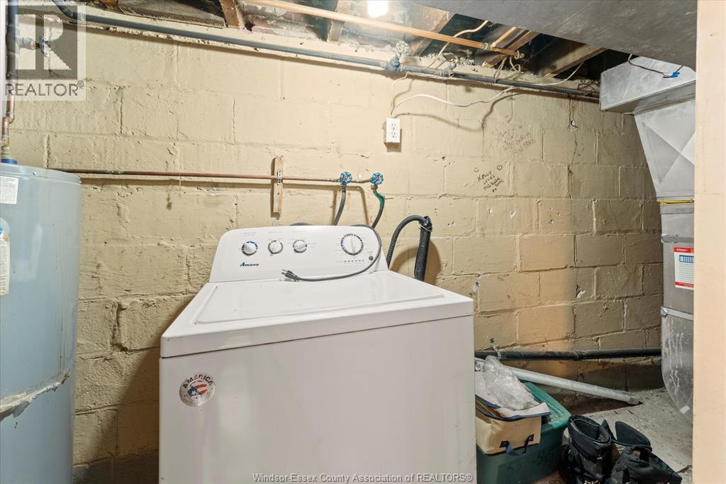 1048 Pelissier, Windsor, Ontario  N9A 4L7 - Photo 14 - 26000238