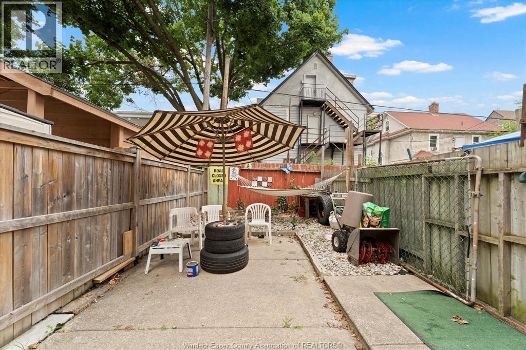1048 Pelissier, Windsor, Ontario  N9A 4L7 - Photo 17 - 26000238