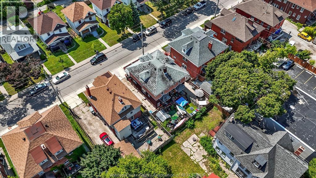 1048 Pelissier, Windsor, Ontario  N9A 4L7 - Photo 31 - 26000238
