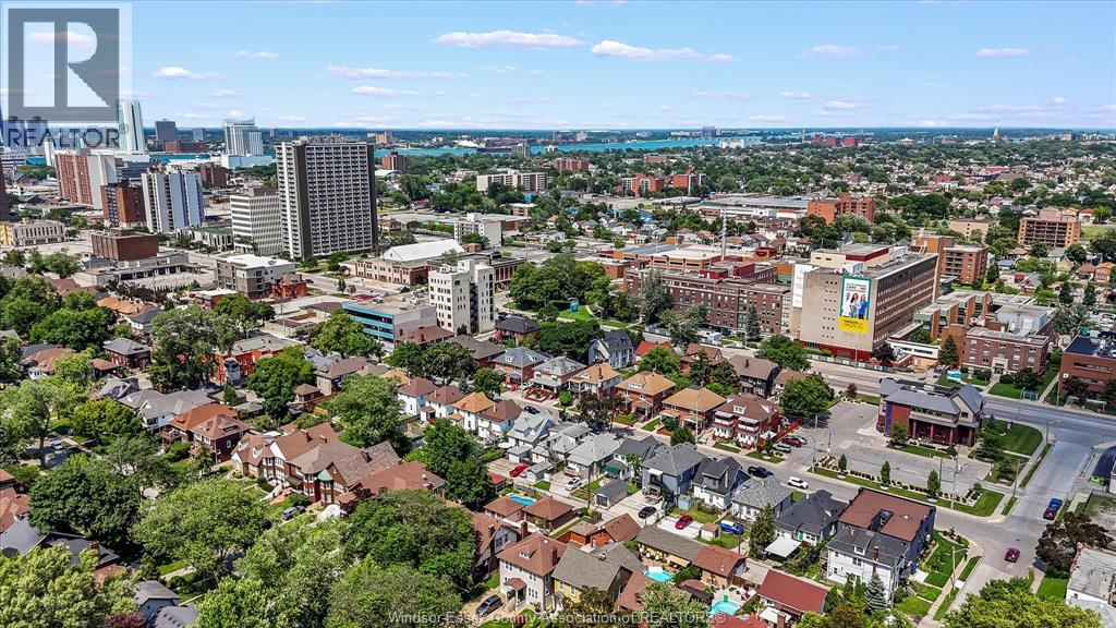 1048 Pelissier, Windsor, Ontario  N9A 4L7 - Photo 35 - 26000238