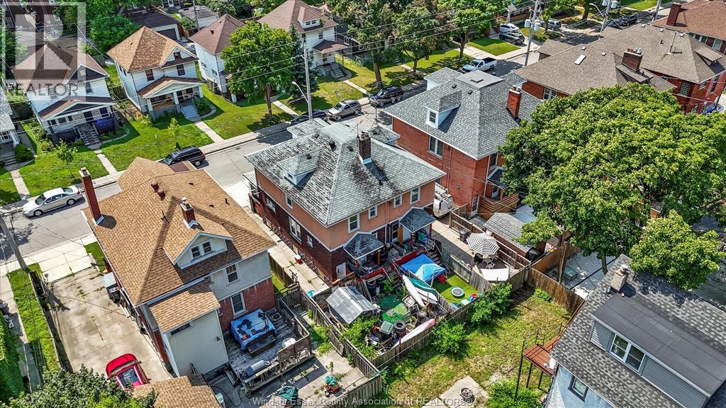 1048 Pelissier, Windsor, Ontario  N9A 4L7 - Photo 21 - 26000233