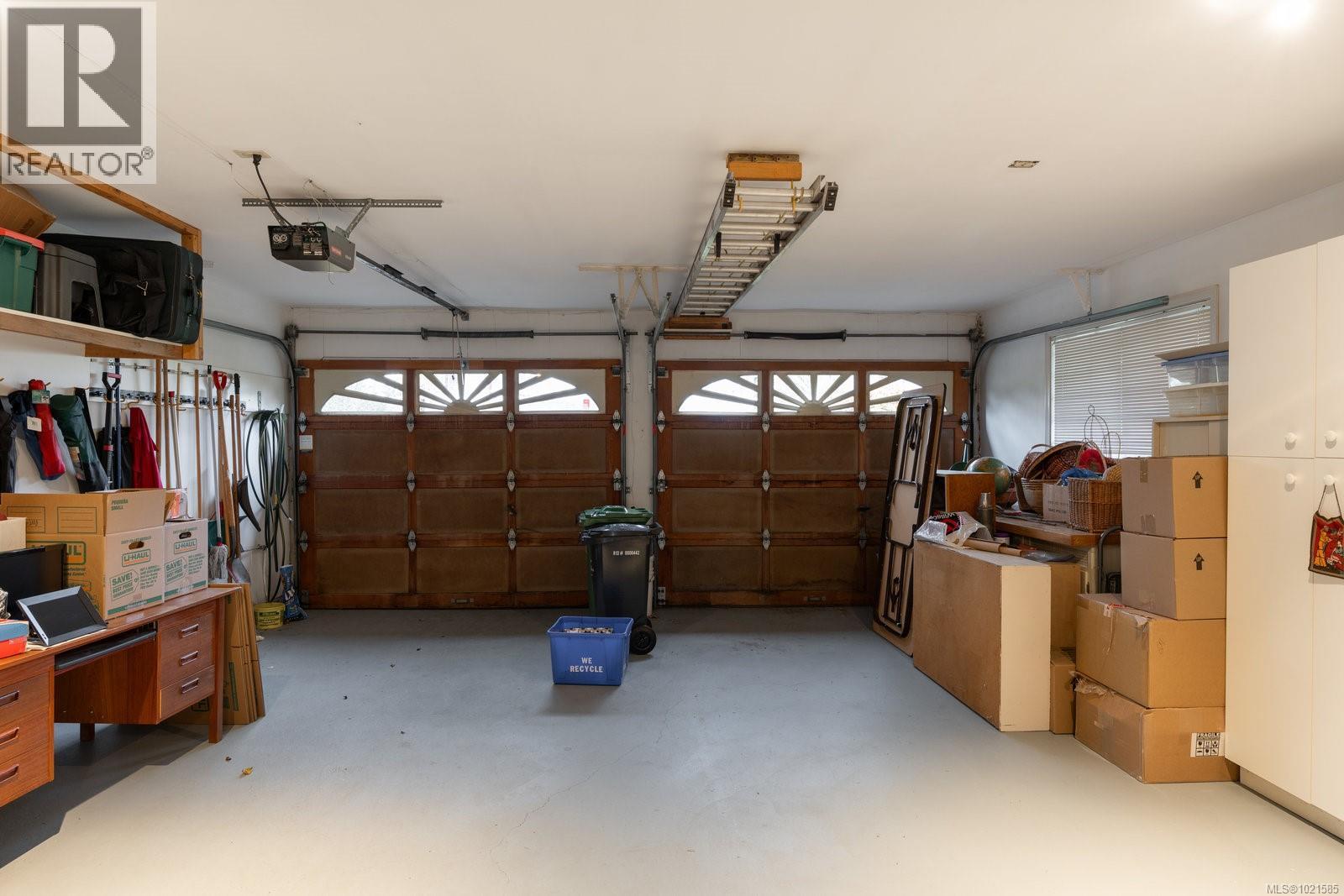 5 1356 Slater St, Saanich, British Columbia  V8X 2P9 - Photo 23 - 1021585