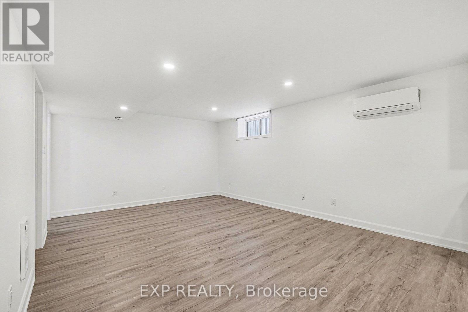 220 Capri Avenue, Russell, Ontario K0A 1W0 - Photo 4 - X12664076