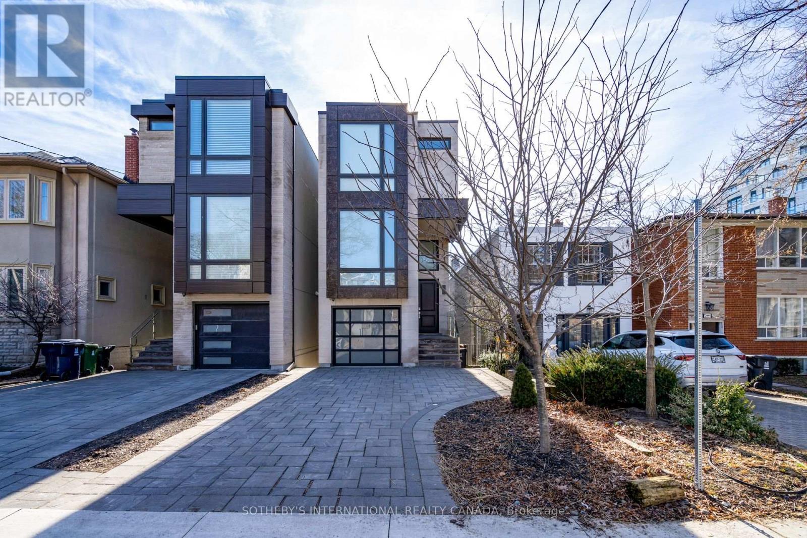 209b Glengarry Avenue, Toronto, Ontario  M5M 1E3 - Photo 1 - C12664000