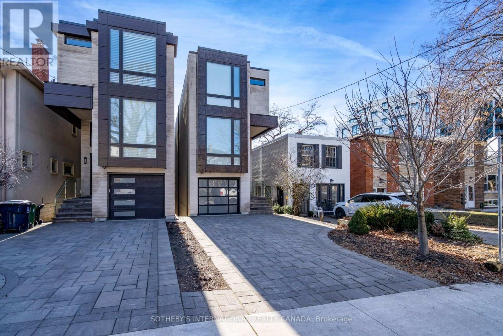 209b Glengarry Avenue, Toronto, Ontario  M5M 1E3 - Photo 2 - C12664000