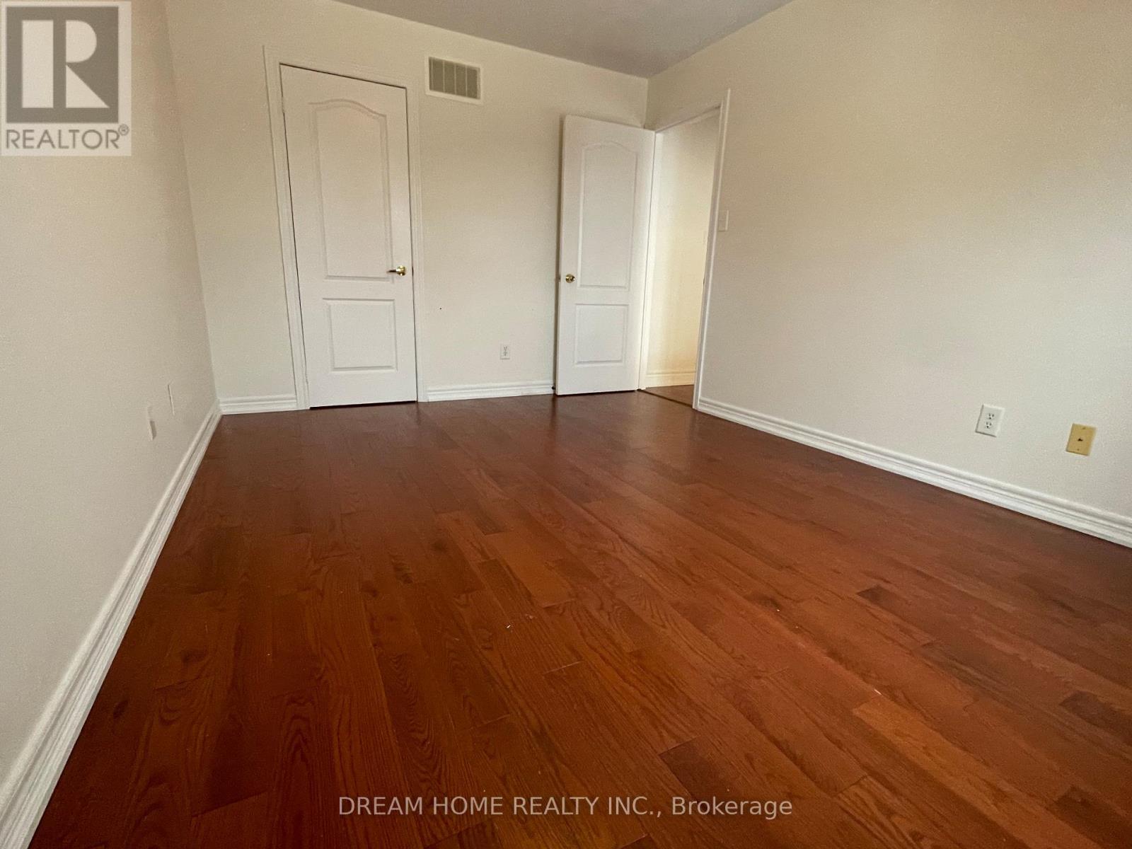 8 Mimosa Street, Markham, Ontario  L6E 1E1 - Photo 10 - N12659294