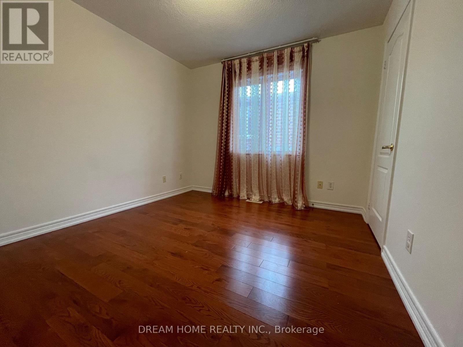 8 Mimosa Street, Markham, Ontario  L6E 1E1 - Photo 12 - N12659294