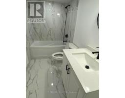 68 SPRUCELANDS AVENUE, Brampton, Ontario