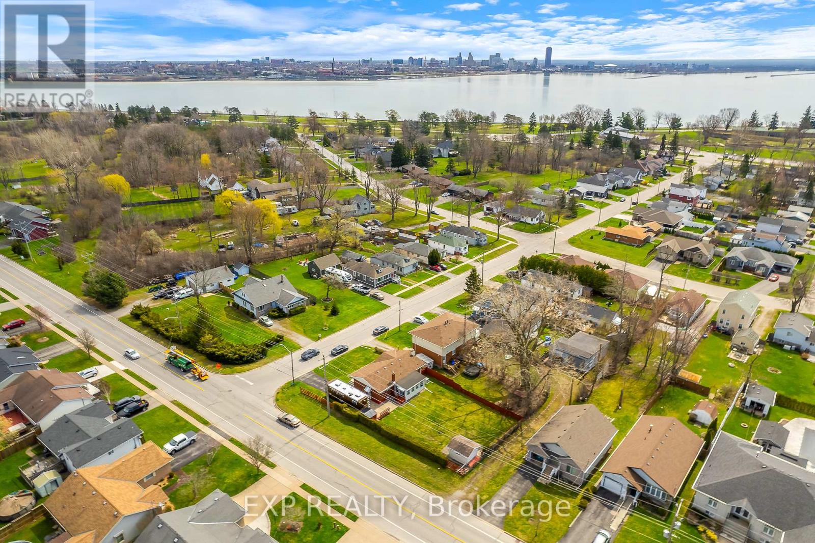 70 Radford Avenue, Fort Erie, Ontario  L2A 5H8 - Photo 37 - X12664132