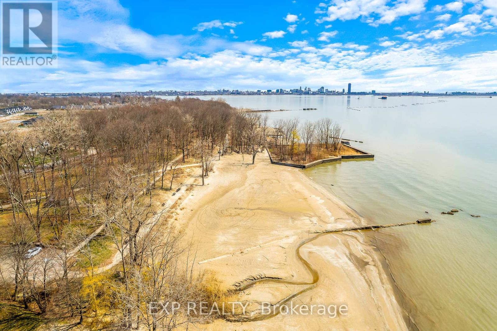 70 Radford Avenue, Fort Erie, Ontario  L2A 5H8 - Photo 42 - X12664132