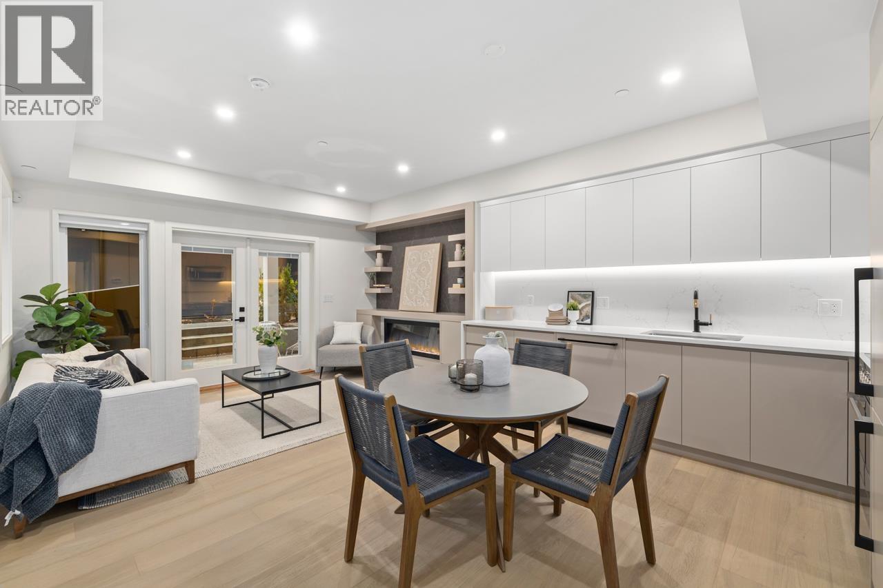 2432 W 49th Avenue, Vancouver, British Columbia  V6M 2V3 - Photo 9 - R3076011