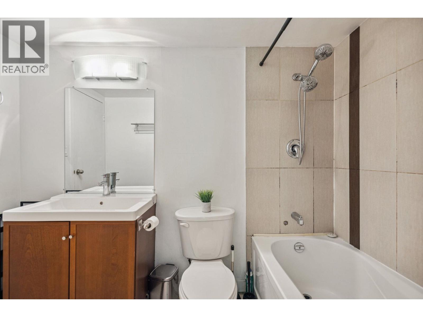 101 9857 Manchester Drive, Burnaby, British Columbia  V3N 4P5 - Photo 17 - R3076038