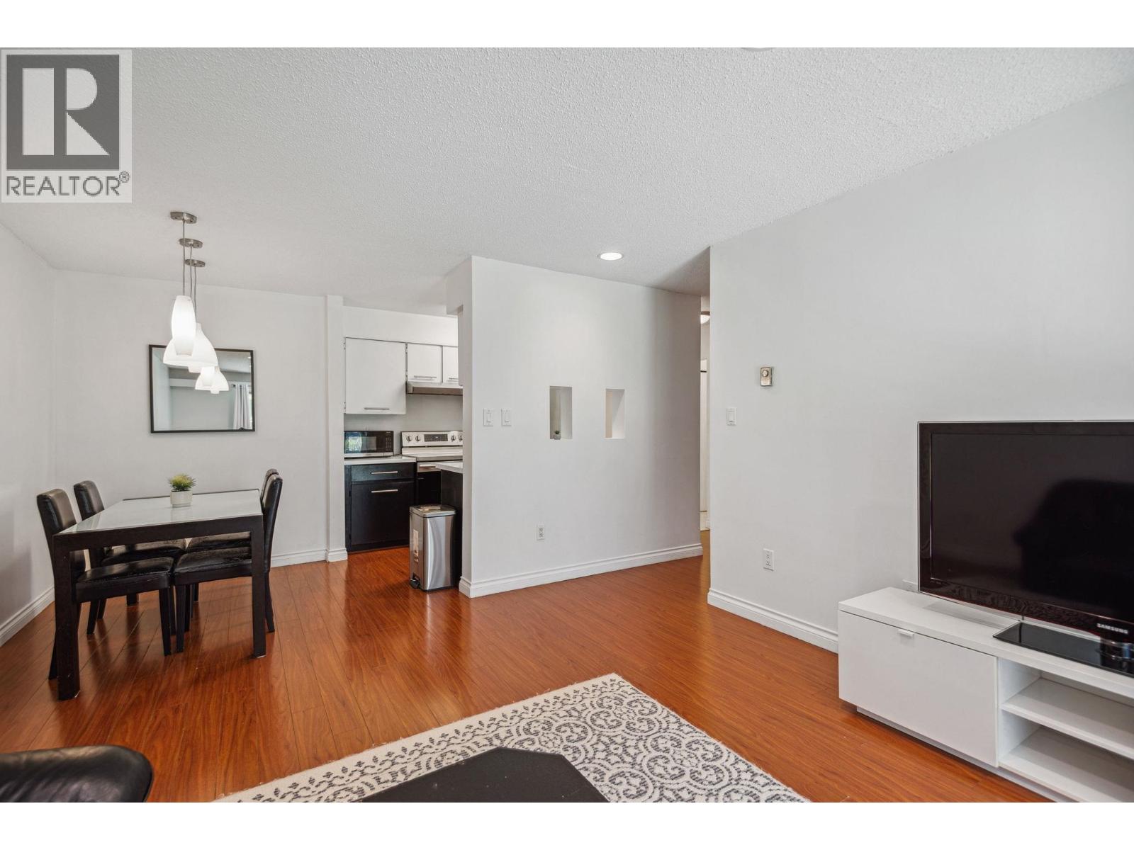 101 9857 Manchester Drive, Burnaby, British Columbia  V3N 4P5 - Photo 7 - R3076038