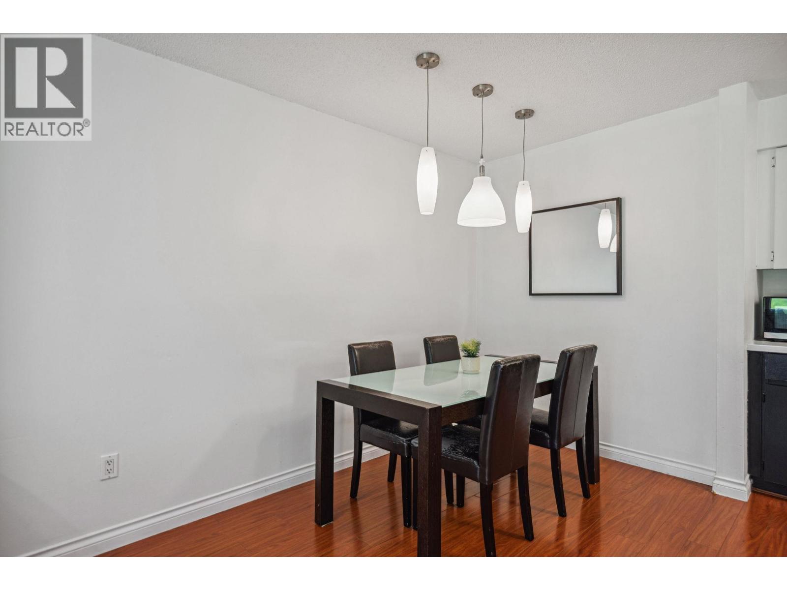 101 9857 Manchester Drive, Burnaby, British Columbia  V3N 4P5 - Photo 9 - R3076038