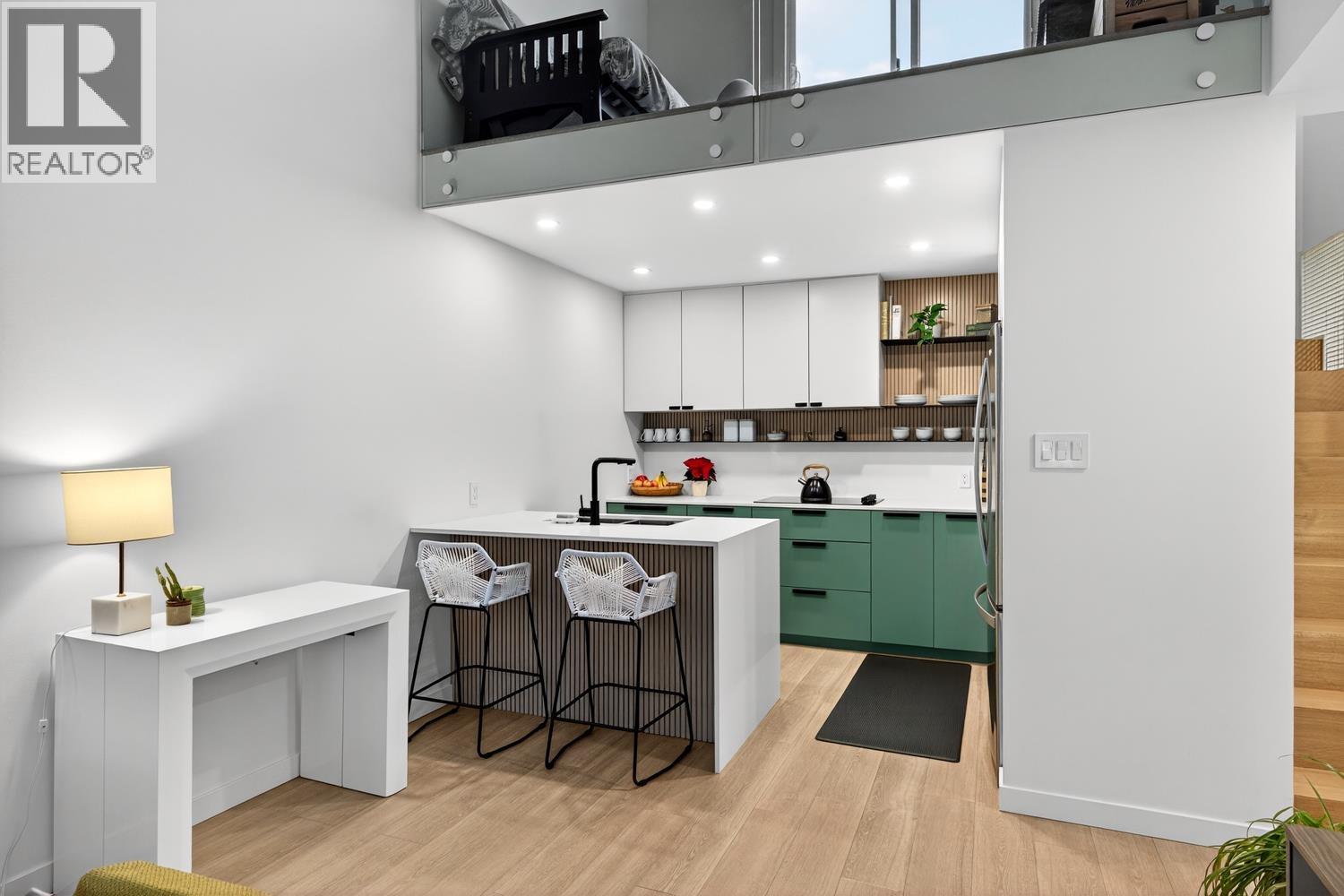 314 1429 E 4th Avenue, Vancouver, British Columbia  V5N 1J6 - Photo 2 - R3076047