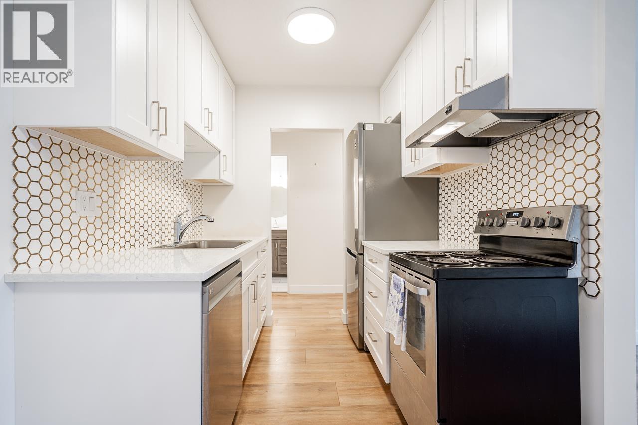 306 505 Ninth Street, New Westminster, British Columbia  V3M 3W6 - Photo 11 - R3076056