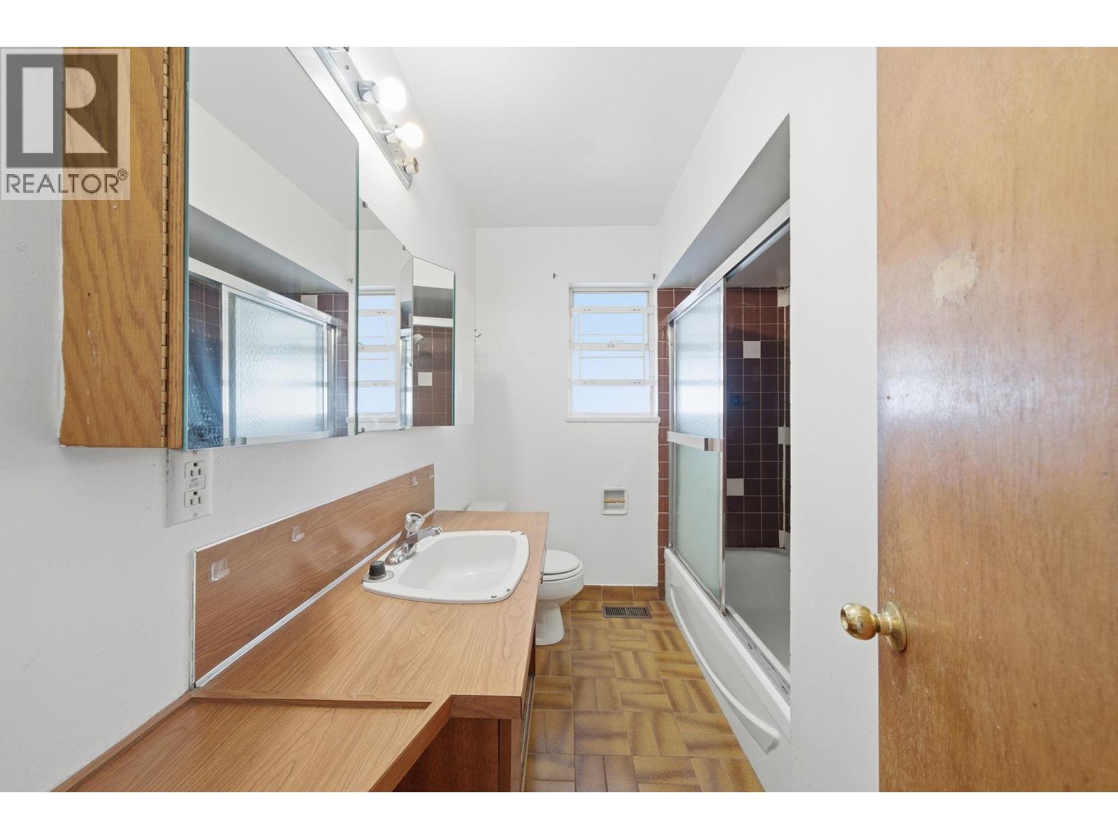 4561 Manor Street, Vancouver, British Columbia  V5R 3X4 - Photo 17 - R3076016