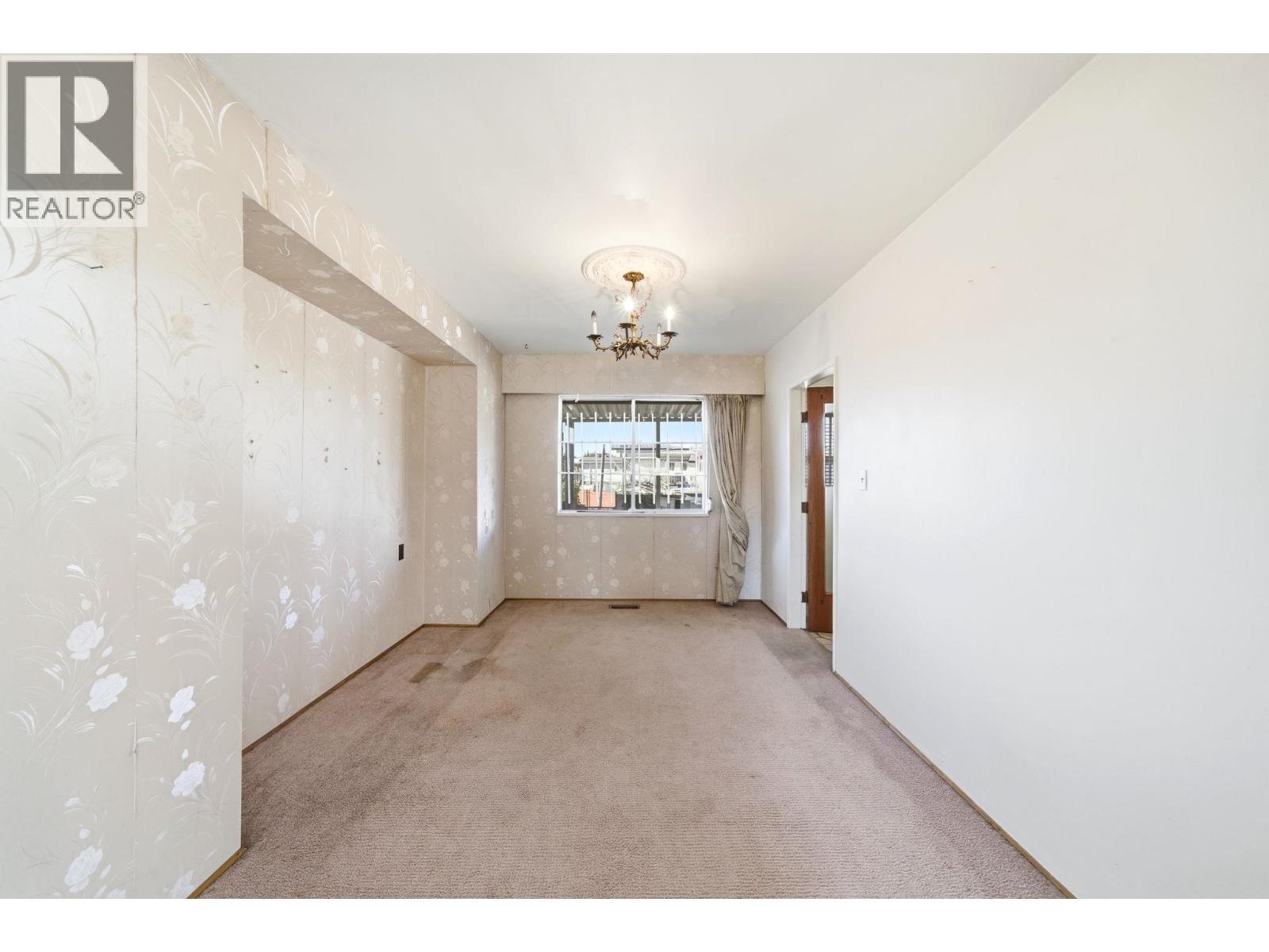 4561 Manor Street, Vancouver, British Columbia  V5R 3X4 - Photo 4 - R3076016