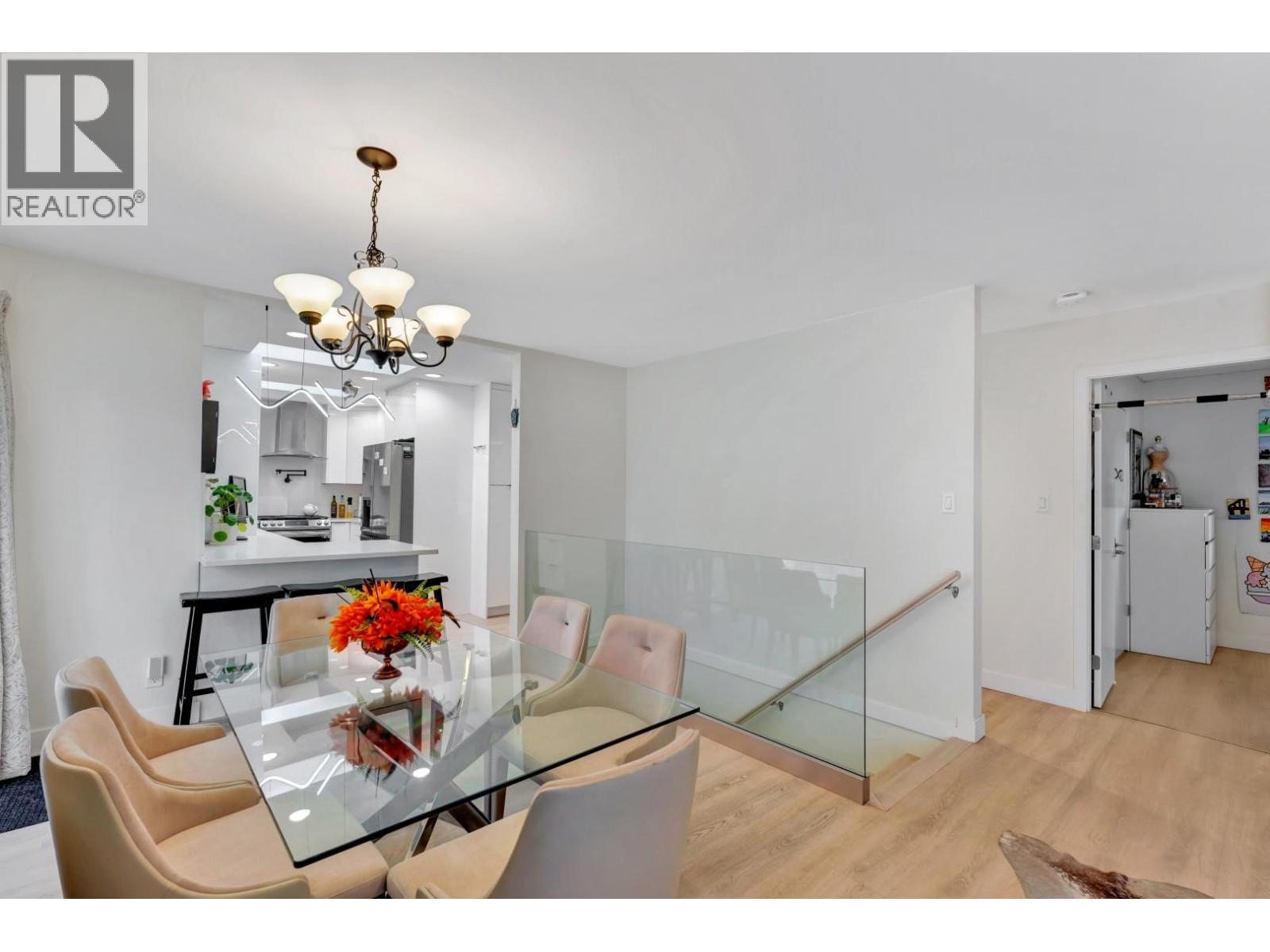 3512 Pearkes Place, Port Coquitlam, British Columbia  V3B 5E5 - Photo 12 - R3076065