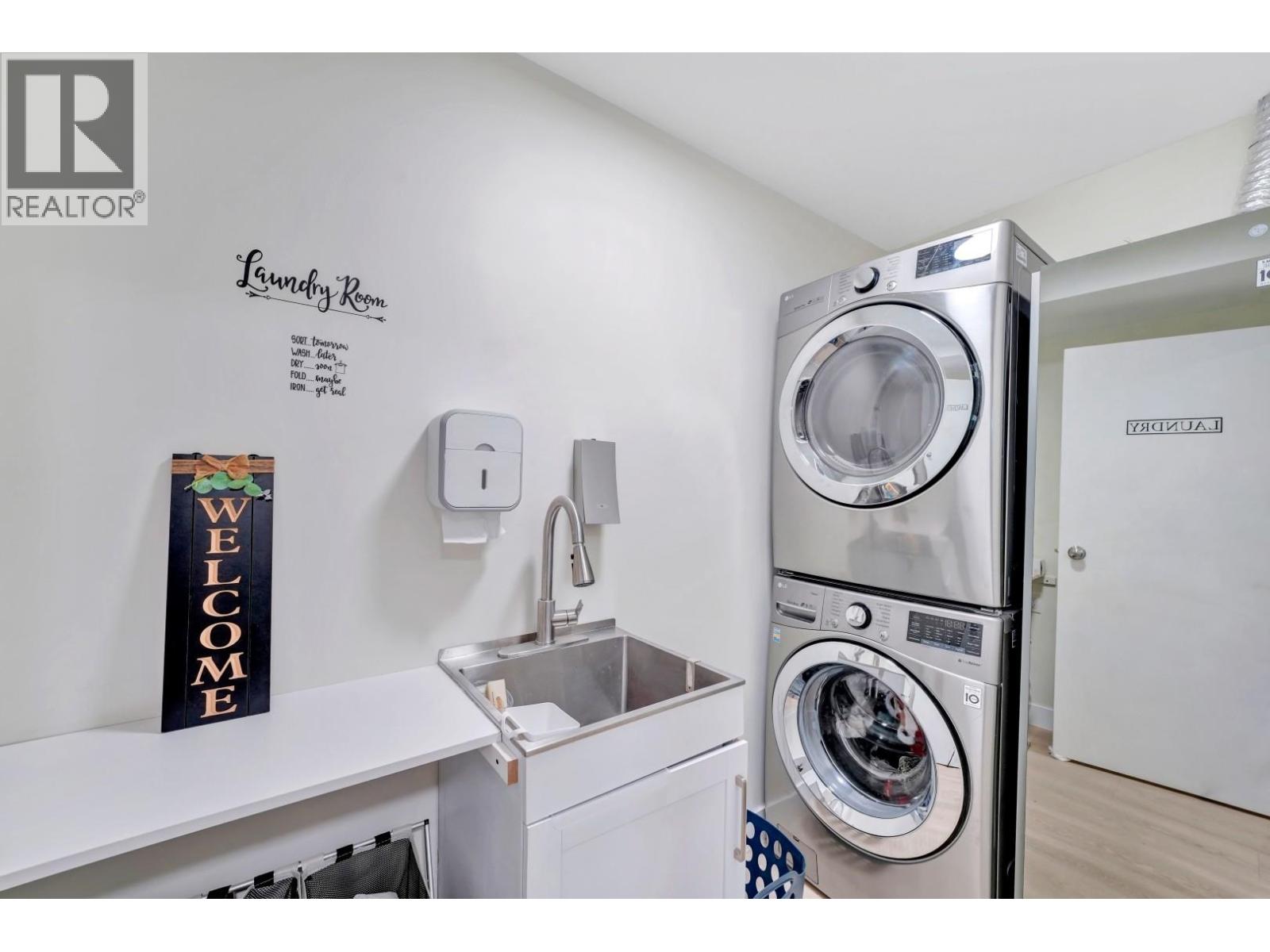 3512 Pearkes Place, Port Coquitlam, British Columbia  V3B 5E5 - Photo 25 - R3076065