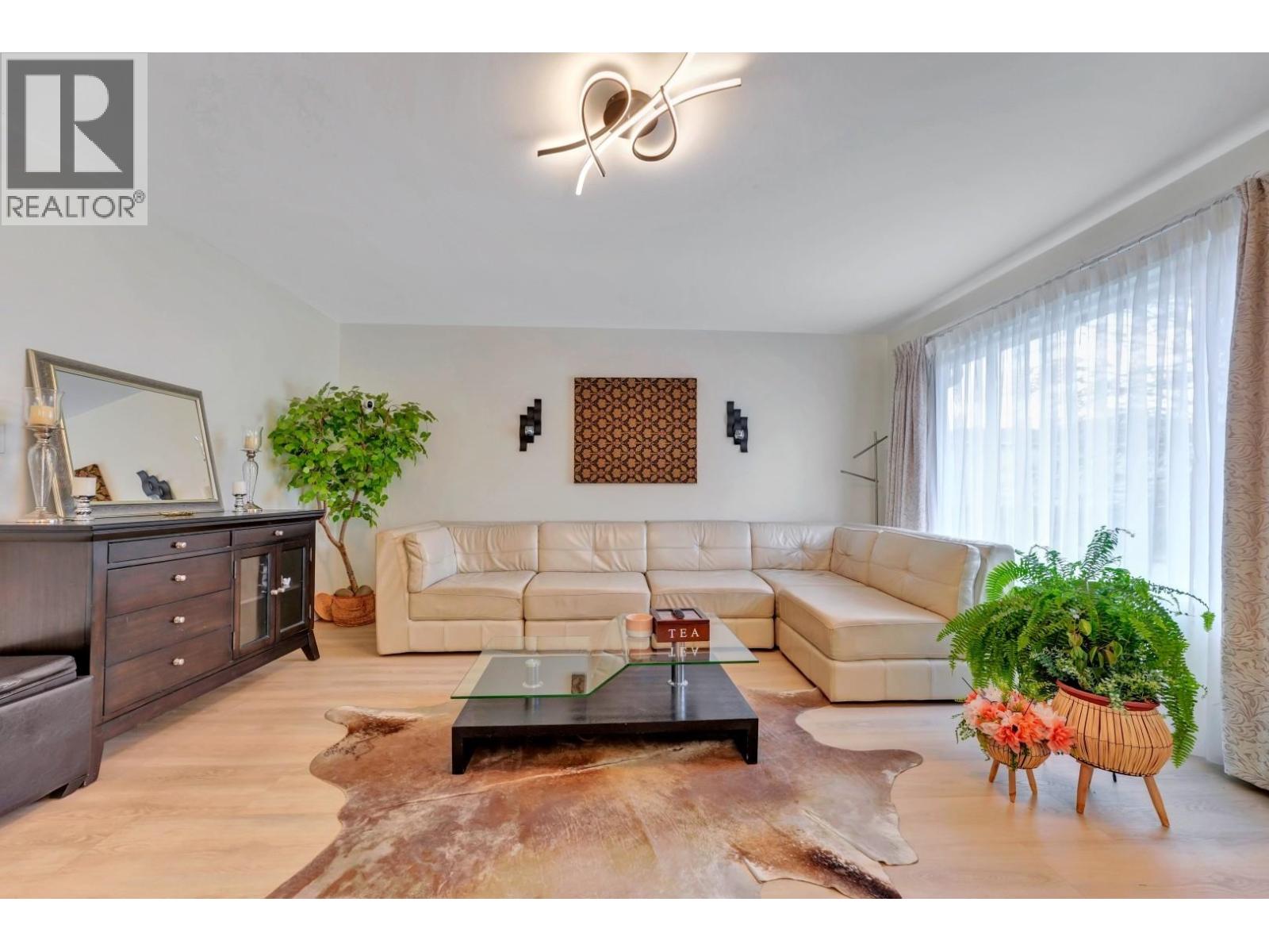 3512 Pearkes Place, Port Coquitlam, British Columbia  V3B 5E5 - Photo 6 - R3076065