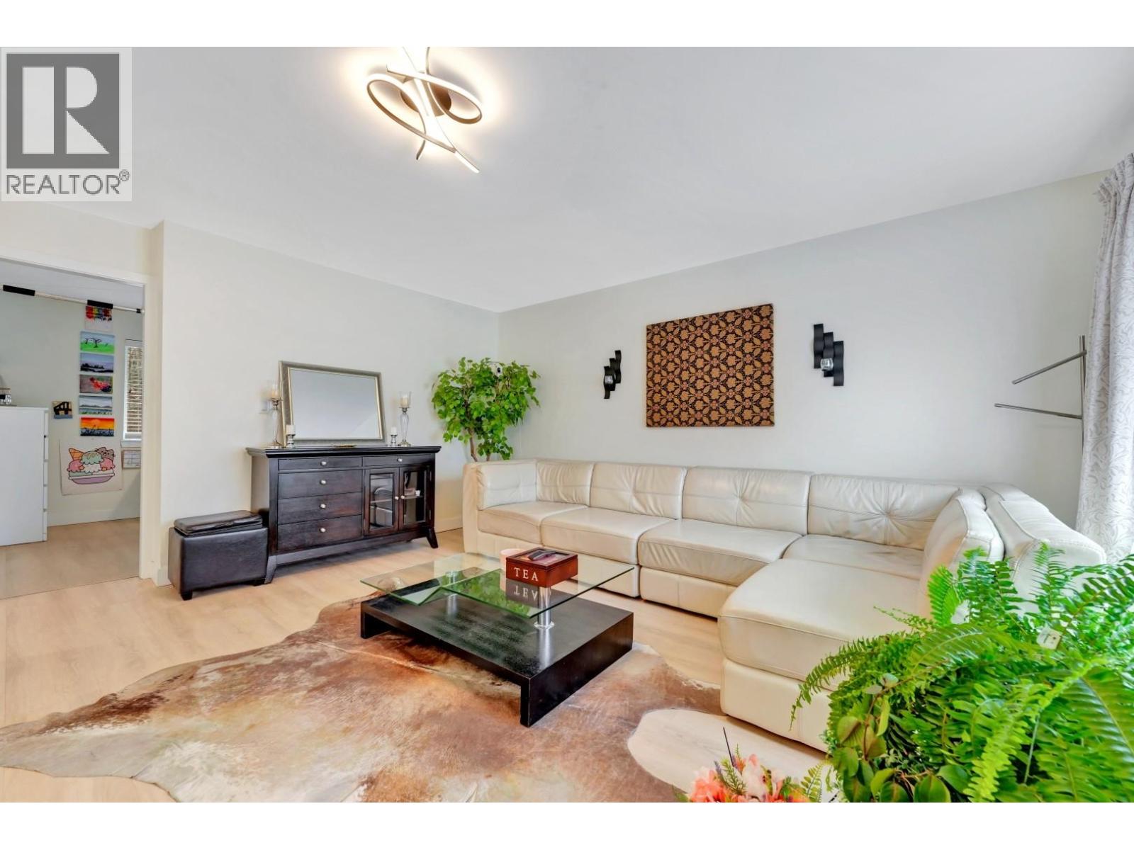 3512 Pearkes Place, Port Coquitlam, British Columbia  V3B 5E5 - Photo 7 - R3076065