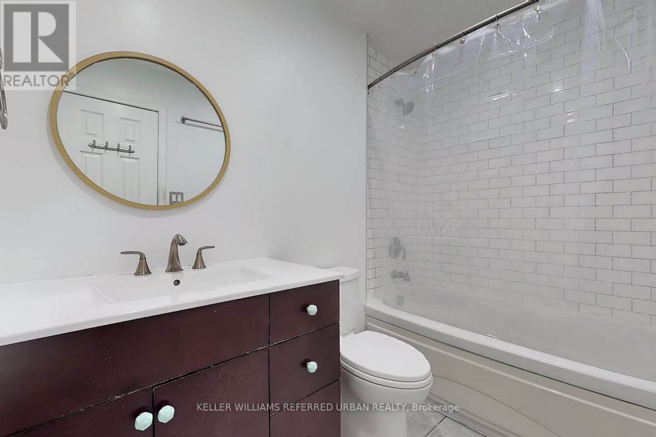 4a Portland Street, Toronto, Ontario  M5V 3N6 - Photo 25 - C12664100