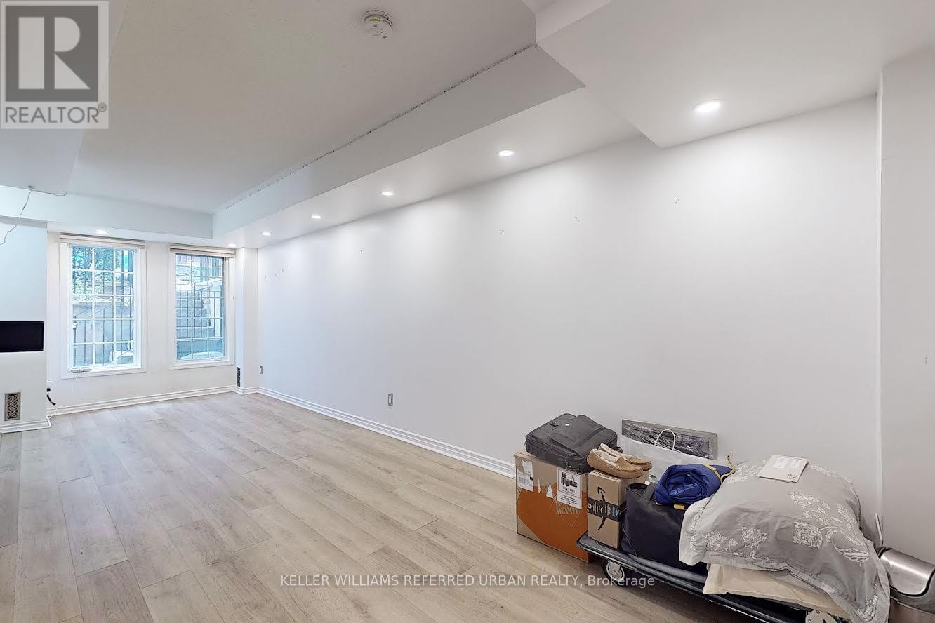 4a Portland Street, Toronto, Ontario  M5V 3N6 - Photo 26 - C12664100