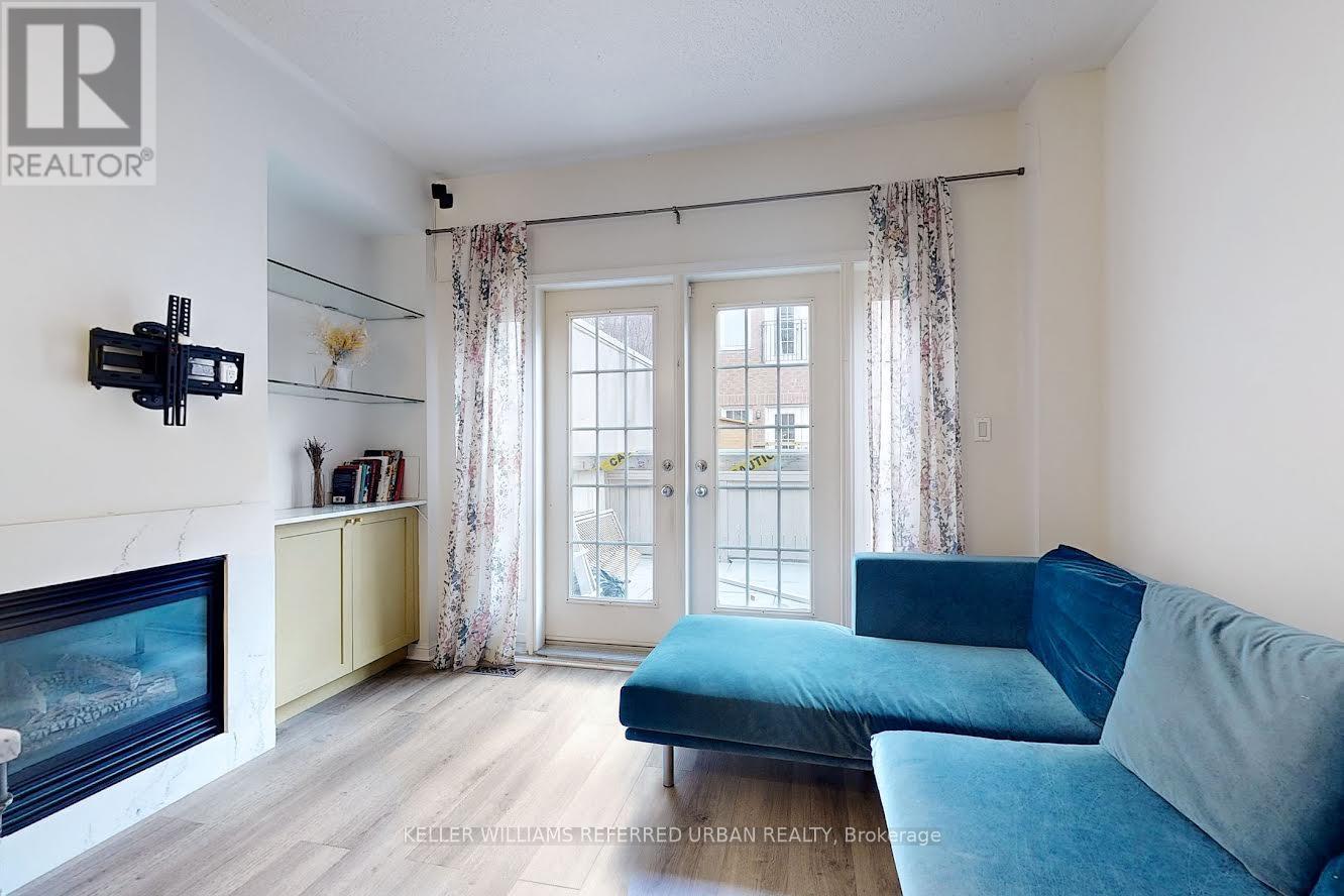 4a Portland Street, Toronto, Ontario  M5V 3N6 - Photo 7 - C12664100